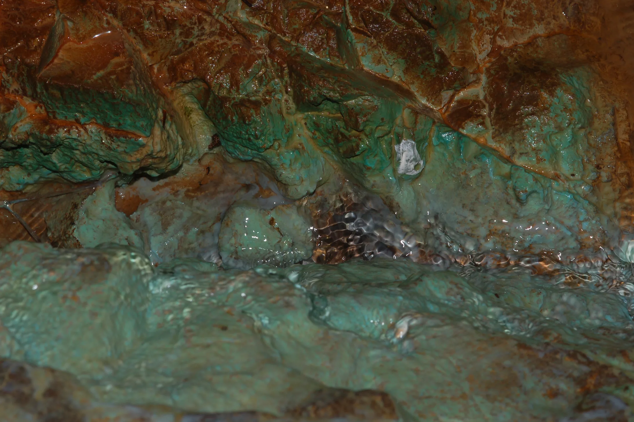 mineralien b